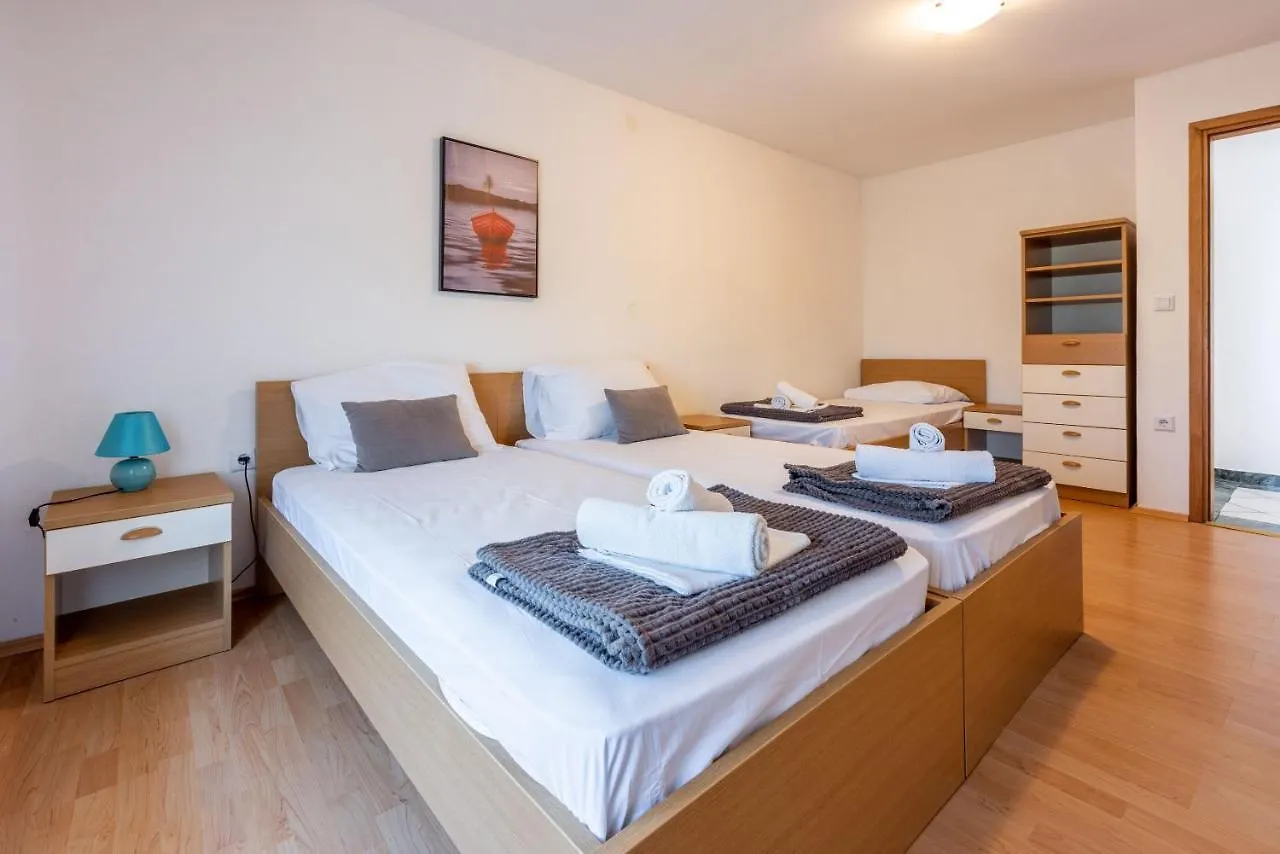 Apartments Neven Grižane Κροατία