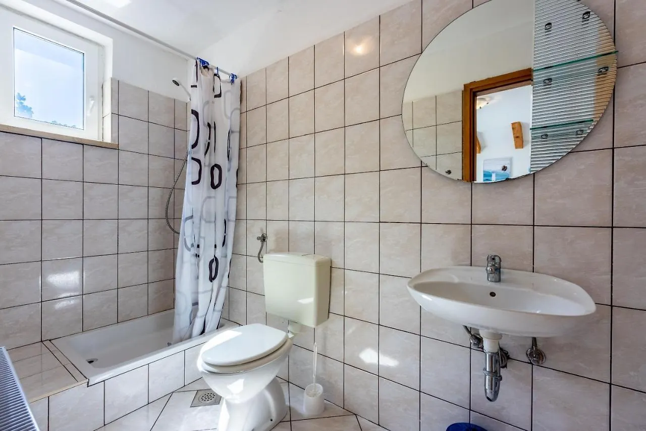 Apartments Neven Grižane Κροατία