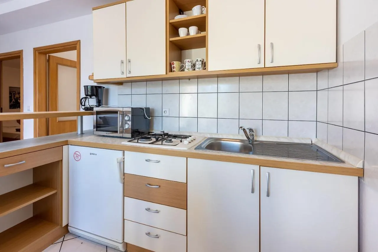 Apartments Neven Grižane Κροατία