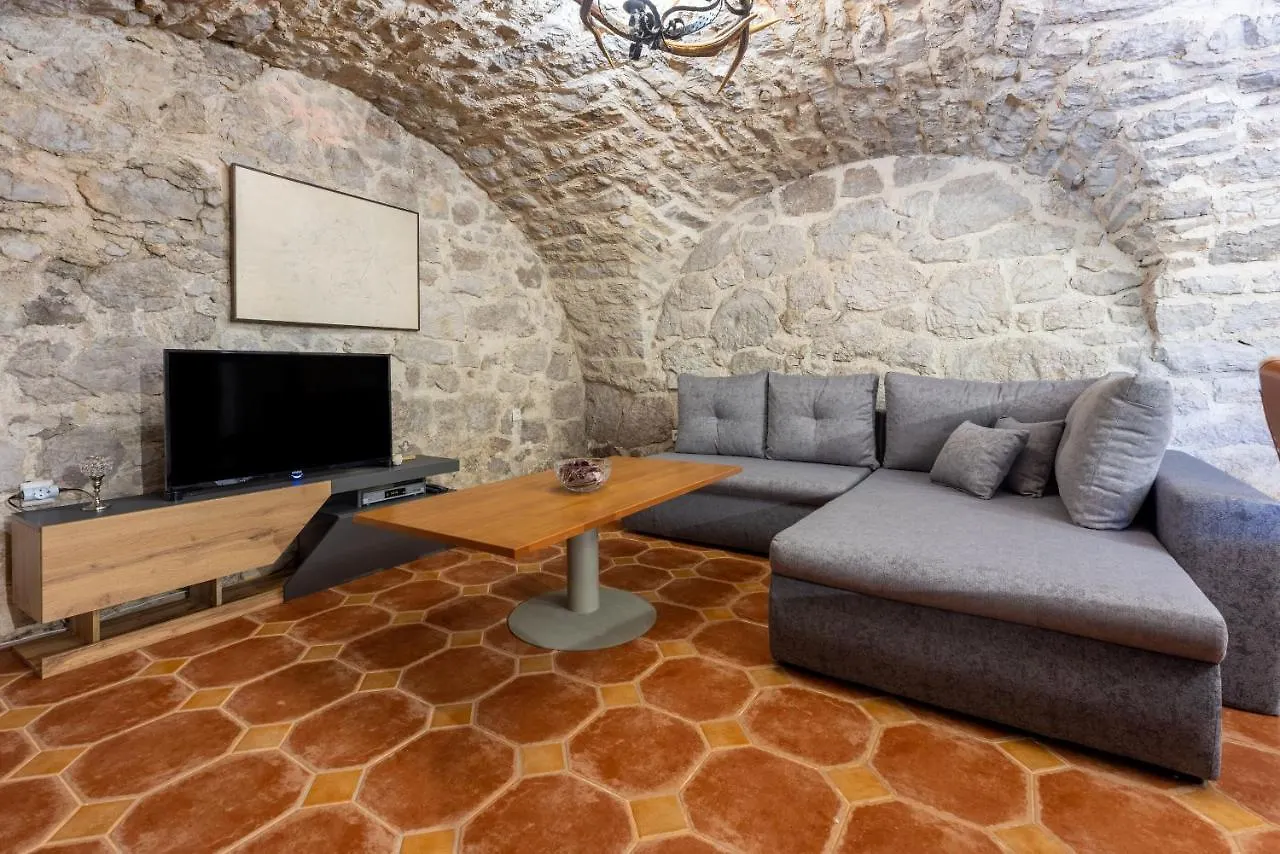 Apartments Neven Grižane 0*,  Κροατία